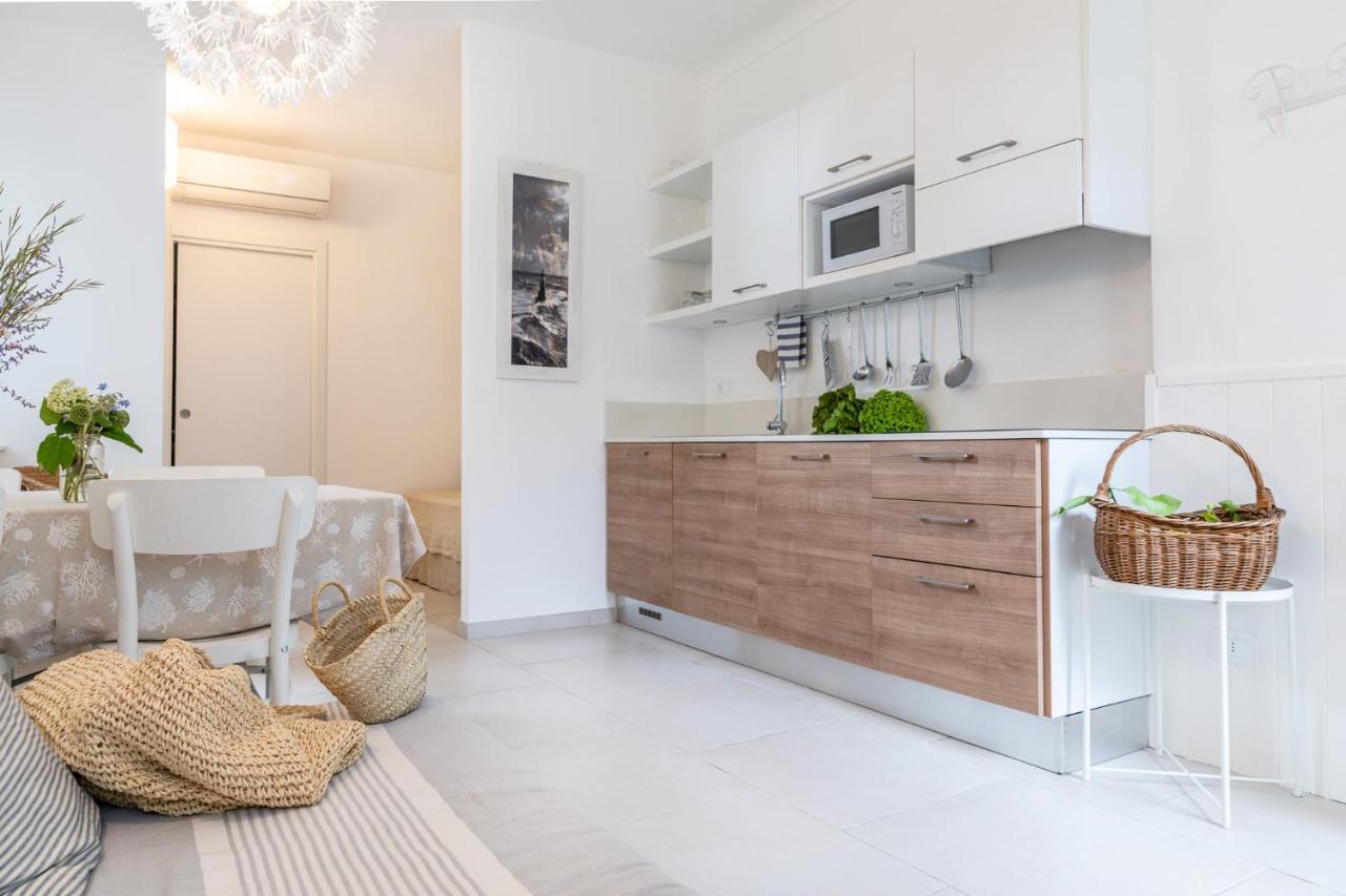Pochi Passi Dal Mare Apartment San Bartolomeo Al Mare Luaran gambar