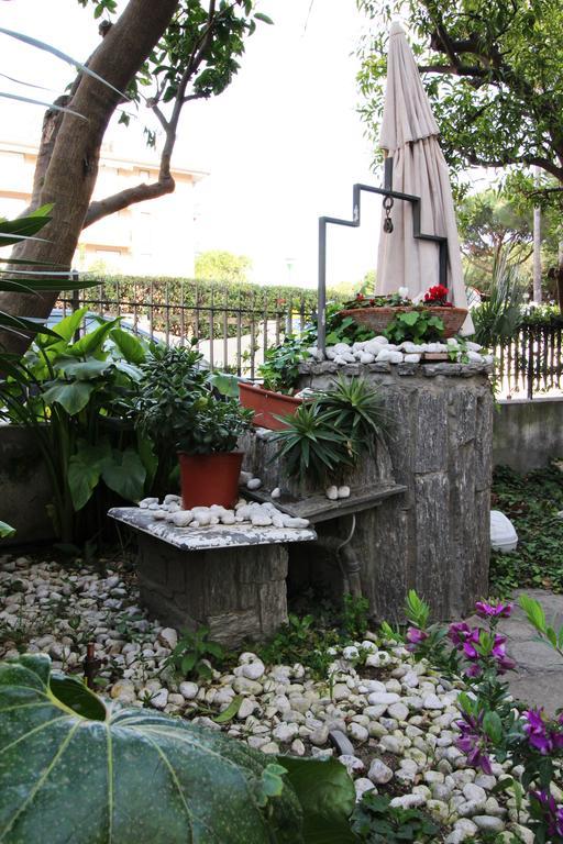 Pochi Passi Dal Mare Apartment San Bartolomeo Al Mare Luaran gambar